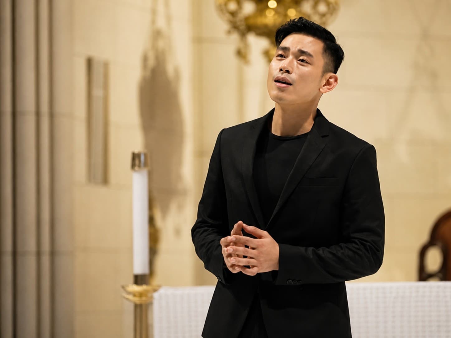 Alvin Tan in a chapel performance.